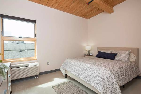 $1.299 / 1 habitación - 566 pies² - Un nuevo día, un nuevo comienzo: ¡Tu hogar ideal te espera! (Portland)63914739111427124