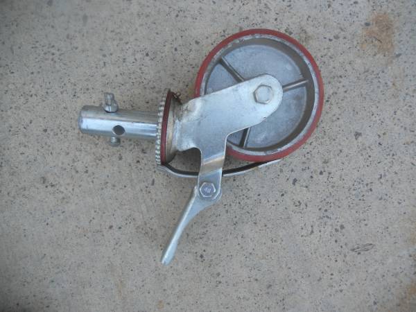 Stem Caster with Mounting Holes for Scaffolds 1