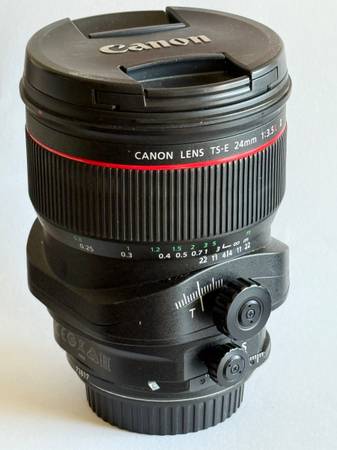 Canon キヤノン TS-E 24mm f/3.5 L フード付き Amazon.com : Canon 24mm F3.5 L II TS-E Tilt Shift Lens