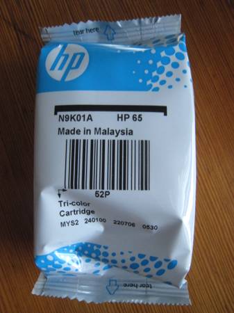 Genuine HP Ink Cartridges 65 tri-color 1