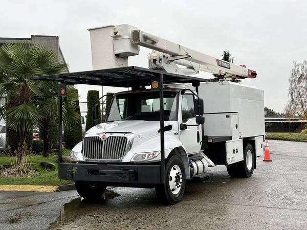 2020 International MV607 Cummins Terex Bucket Truck with Dump - 148398 1