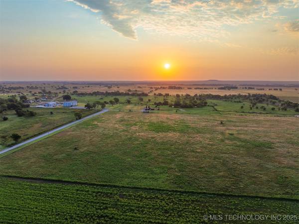 $124,500 2 N 3990 Rd, Dewey OK 74029 (Dewey)63981981652483124
