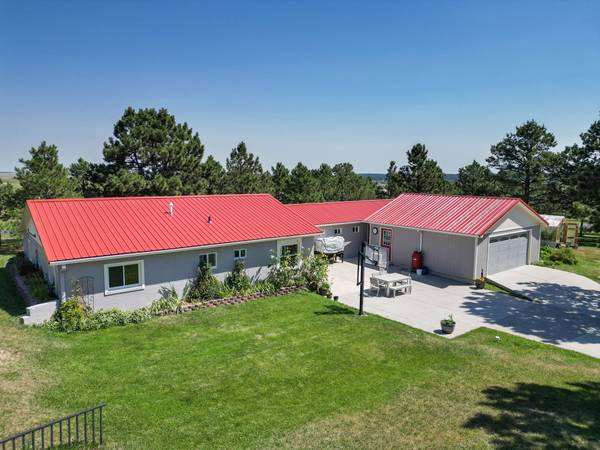 $1,650,000 / 5br - 4298ft2 - 5 ACRE W/2 HOMES, MAIN HOME FANTASTIC PPEAK VIEWS,1,6 STALL BARN! (Colorado Springs, Starwatch Neighborhood)63658230649345121