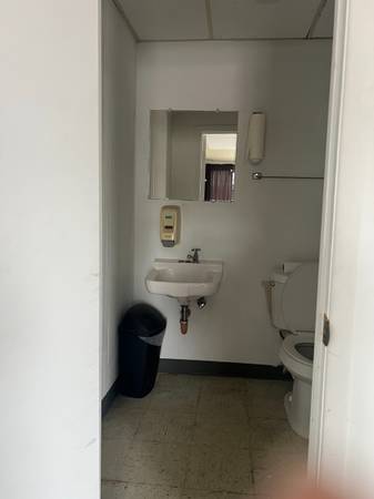 $725 / 1000ft2 - 1,000 SF Oficina Bodega (Tulsa)63982129379843122