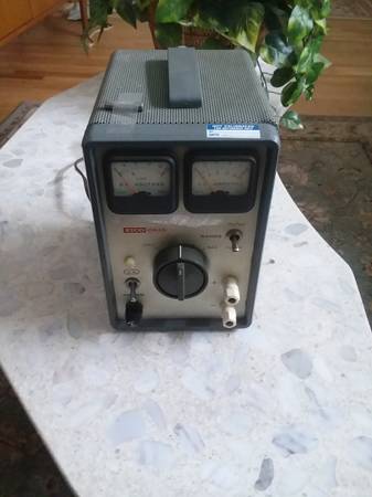 EICO Variable Bench DC Power Supply Charger & Battery Eliminator 1