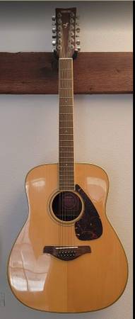 Yamaha 12-String Acoustic Guitar 1