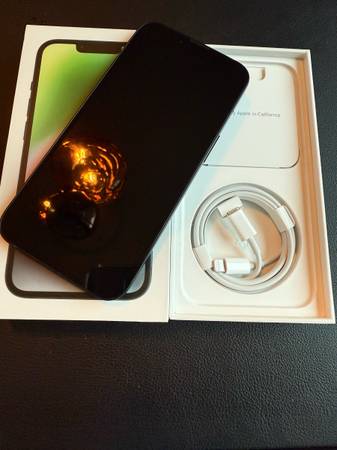iPhone 14 - $480 (Manhattan)63470648409473121