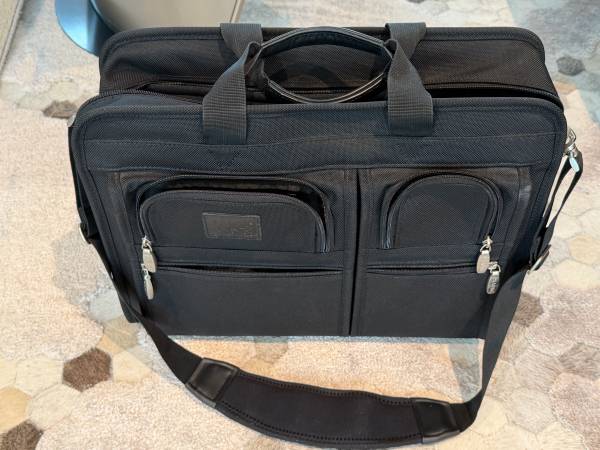Laptop Briefcase - up to 17-inch laptop 1