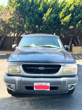 2001 Ford Explorer XLT – Súper limpio – Excelente estado – 152 mil millas - $3.500 (Torrance)63470894593665122