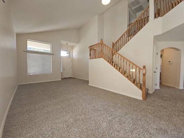 $450 / 3br - 2170ft2 - Habitación privada cerca de Safeway (40950 N Ironwood Rd) (Queen Creek)63623896782209123