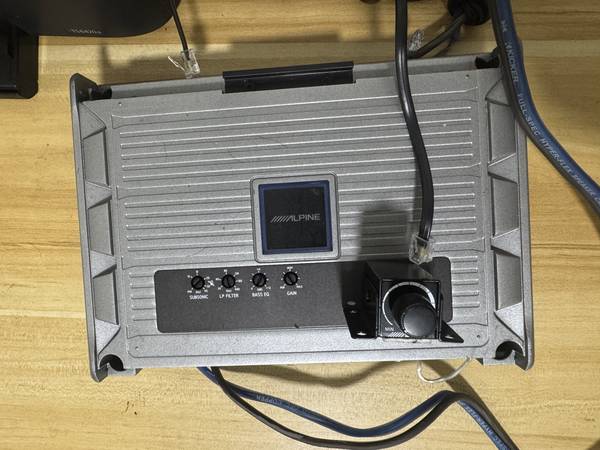 ALPINE CAR AUDIO AMPLIFIER 650W 1