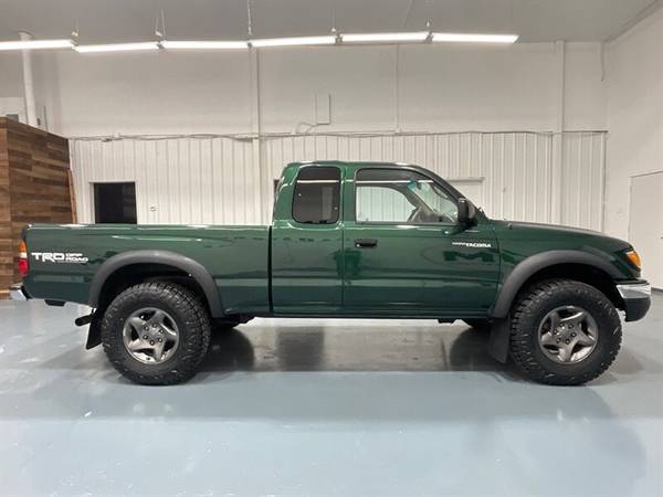 2002 Toyota Tacoma  PreRunner V6 3.4L /TRD OFF RD /109K Miles Truck - $21,995 (M&M Investment Cars - Gladstone)63617305420417123
