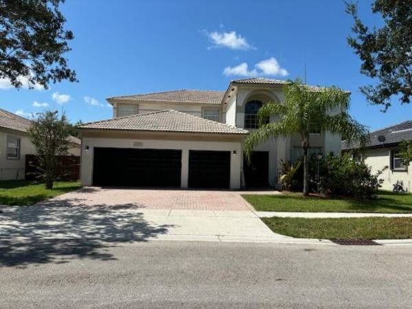 $6,000 / 4br - House for rent 4/4 (Pembroke Pines)63825133604225121