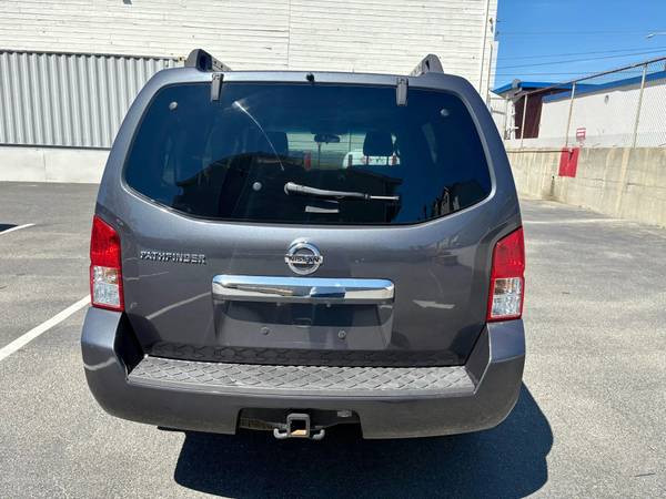 Nissan Pathfinder 2011 - $7,499 (Seattle)63623104501123124