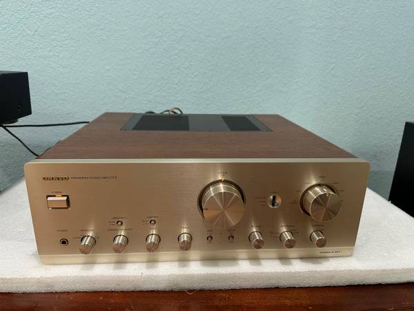 ONKYO INTEGRA A-927 Integrated Stereo Amplifier GOLD. MADE IN