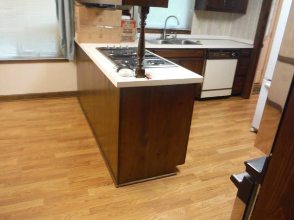 $2.595 / 4 habitaciones - 2.423 pies² - Casa estilo rancho con garaje para 2 autos disponible en alquiler (Grafton, Yorktown)63169730014467124