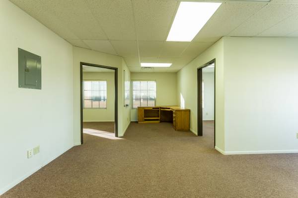 $1,500 5 room office suite (Santa Fe)63806143640833120