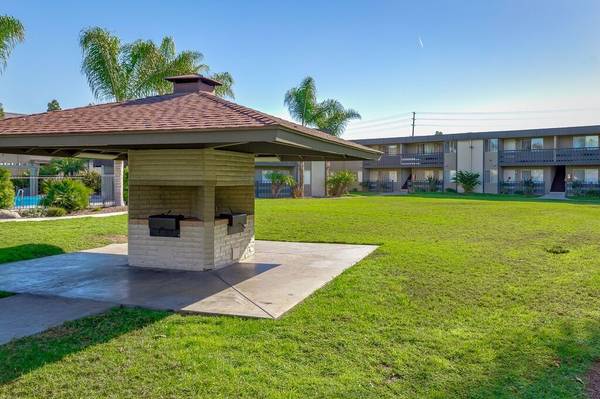 $2,235 / 1br - APARTMENTS WITH GREAT AMENITIES! INCLUDES A RESERVE PARKING! (CHULA VISTA)63865592700161121