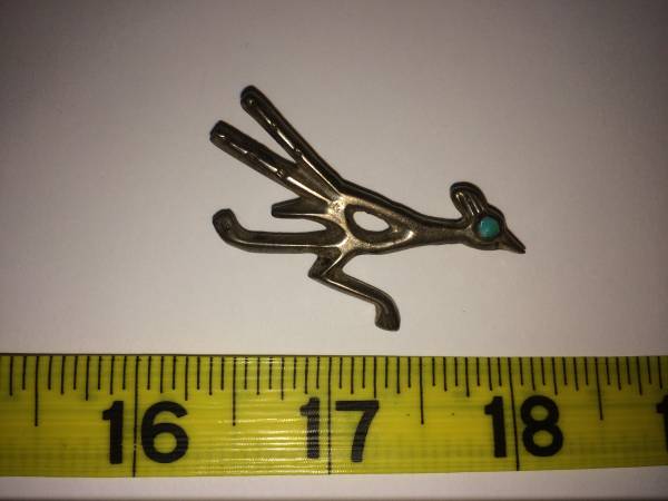 Silver Roadrunner Pin-on Brooch, Southwest jewelry bird wildlife run 1