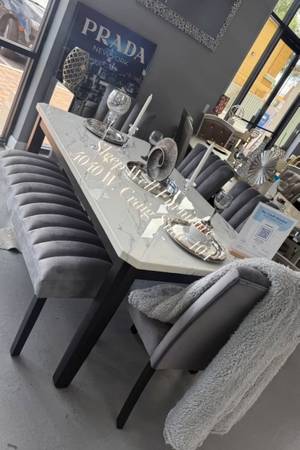 5-Piece Gray Wooden Dining Set – Excellent Condition 1