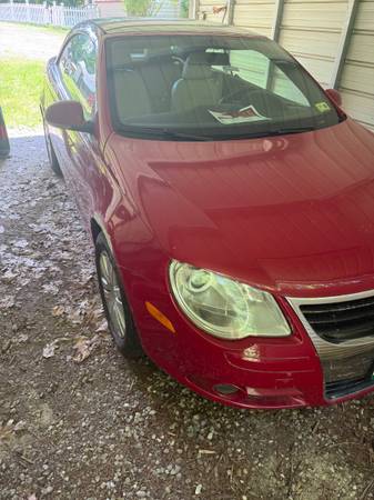 2008 Volkswagen EOS - $3,000 (Pittsford)63622557492739120