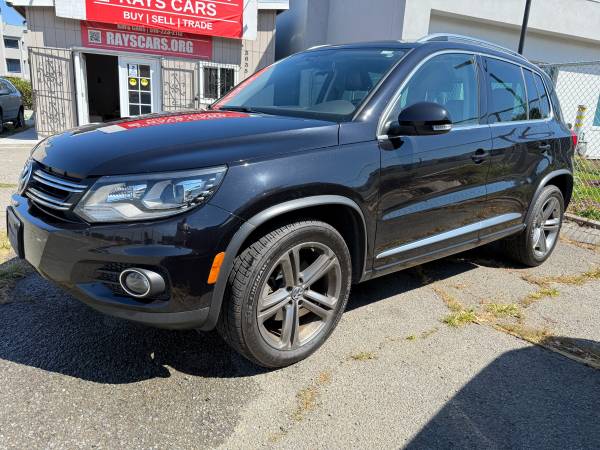 2017 Volkswagen Tiguan TSI 4Motion 1