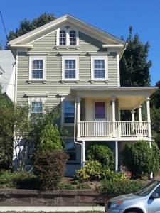 $2,100 / 2br - Quinnipiac Ave🧡2 BR+ Oficina en 2 Niveles, L/A, Estacionamiento, Gato Permitido! 11/1 (529 Quinnipiac Ave)64010165126785120