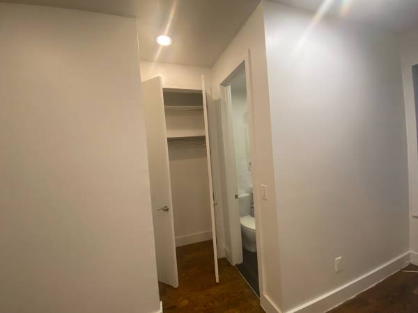 $2,650 / 500ft2 - ONE MONTH FREE!KING SIZE STUDIO!W/D IN BLDG!NEAR PROSPECT PARK! (Crown Heights)63809019167747124