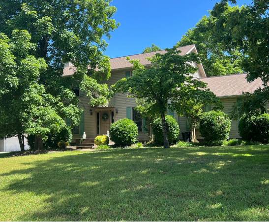 $700 / 3br - 2200ft2 - Home (Ooltewah)63993220320131122