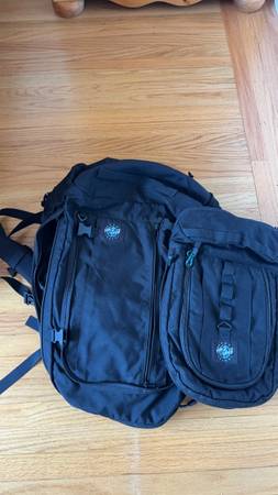 Eagle Creek 40L World Travel Back Pack 1