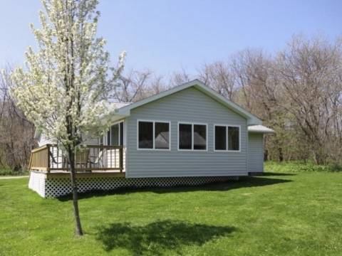 $1,400 / 3br - KELLEYS ISLAND OH CLAUDIA'S COTTAGE  116 CEDAR  DR (116 CEDAR DR)63840109255041120