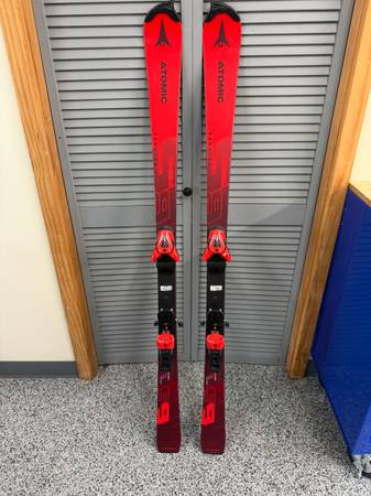 Atomic Redster S9 152 SL Skis - sporting goods - by owner