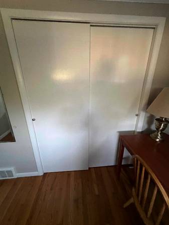 $1000.00 / 1br - HABITACIONES EN ALQUILER!! ESTUDIANTES DE WNEU, SPFLD COLLEGE, AIC, STCC!!!64017047654019124