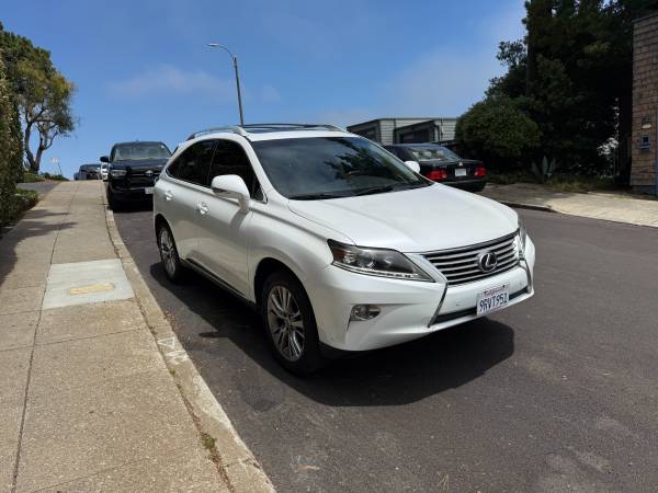 2013 Lexus RX350 - $10,90063617843679107123