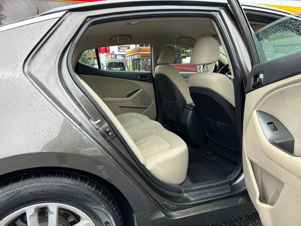 2011 Kia Optima - $5,999 (Brooklyn)63614481951875122