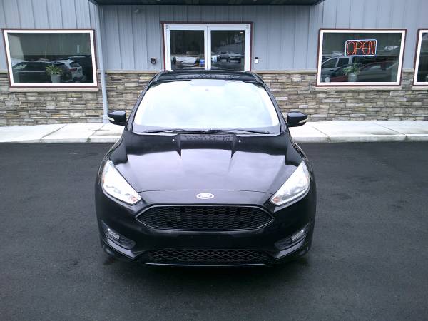 Ford Focus SE cámara de reversa confiable bajo kilometraje **1 año de garantía** - $5,995 (***Garantía nacional de 1 año/12,000 millas***)63478934445443121