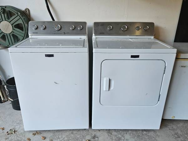 Maytag Washer & Dryer 1