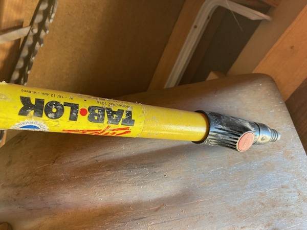SHUR LOCK PAINTERS POLE 1