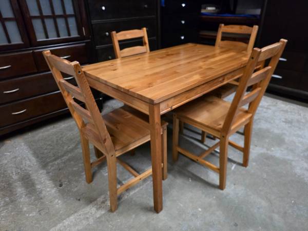Rustic Wood Style Kitchen Table Set with 4 Chairs 1