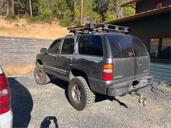 2000 Chevy Tahoe - $2,000 (Gold Hill)63499977869443122