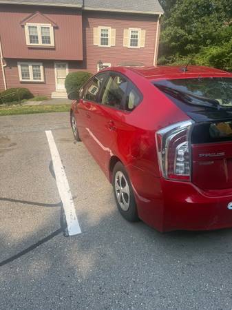 2013 Toyota Prius carfax pics listed - $14,500 (Maynard)63469916952451123