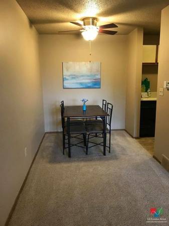 $1,040 / 2br - 833ft2 - 🦋Large Clubhouse, Community Grill/BBQ Area, Balcony 🦋 (4419 1st Ave SW, Cedar Rapids, IA)63679441234051120