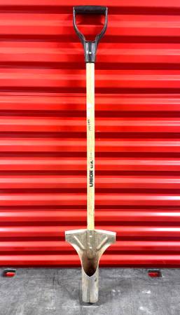 Bulb Planter or Hole Starter - Long Reach - D Handle 1