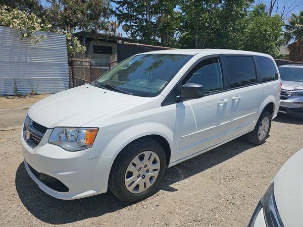 2015 *Dodge* *Grand* *Caravan* *Handicap* silla de ruedas entrada trasera - $19,900 (Dodge Grand Caravan)63624956953729121