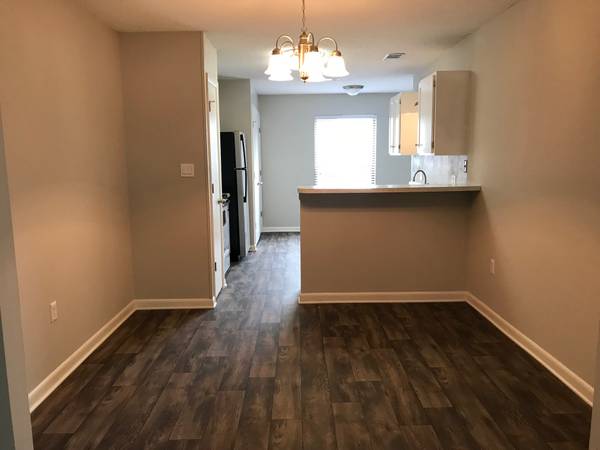 $1,575 / 2br - 1003ft2 - 2 Bedroom 1 Bath $1,575 1003ft2 (Asheville)64029376182914123