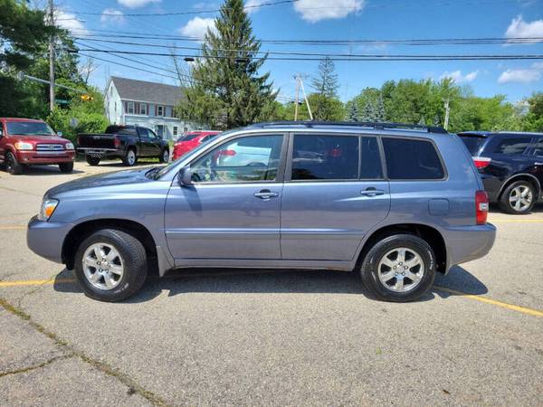 2006 TOYOTA HIGHLANDER-AWD-3RD ROW SEAT-VERY CLEAN-RUNS/DRIVES GREAT - $5,495 (45 MINS FROM BOSTON)63486553360515123