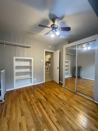 $1,250 / 1br - 500ft2 - Rarely available 1 bedroom Studio Apt at Pratt Blvd. and Lake Michigan (Chicago)64041642003201124