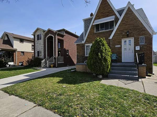 $736 / 2br - 850ft2 - Peaceful 2BR Upper-Floor Apartment with In-Building Laundry (6626 Payne Ave #2, Dearborn, MI)64018939954433120
