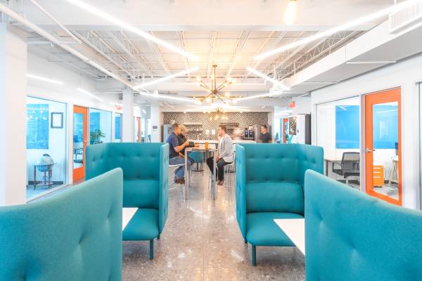 $528 / 45ft2 - 🍁 Fall Savings! Beautiful, Move-In Ready Offices in Downtown St. Pete (St. Petersburg)63991229524995121