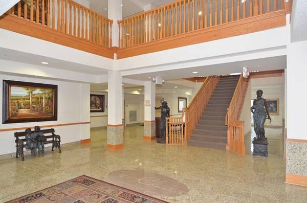 $1,359 / 1hab - 755ft2 - Armarios Empotrados, Microondas, Encimeras de Granito (7260 Guider Drive, Woodbury, MN)63868816526211124